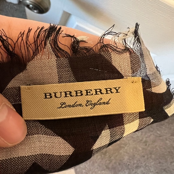 Burberry Giant Square Check Gauze Scarf - Picture 7 of 9